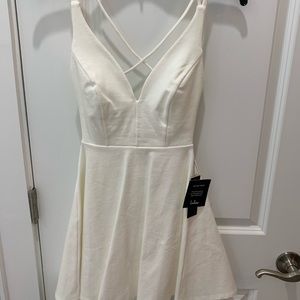 Lulus dress never worn